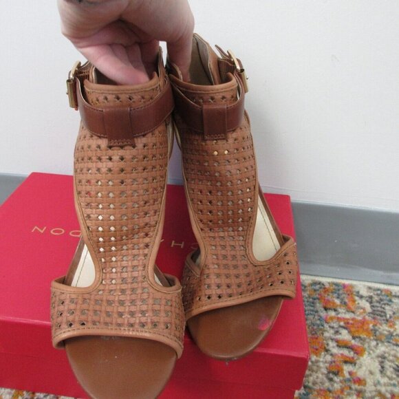 Vince Camuto Women Perforated Leather Sandal Bootie High Heels Size 7 Brown 506 - Picture 2 of 10